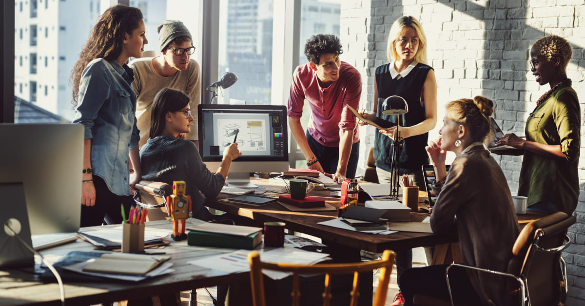 Brainstorming colectivo: el primer paso para convertirte en un experto en redes sociales